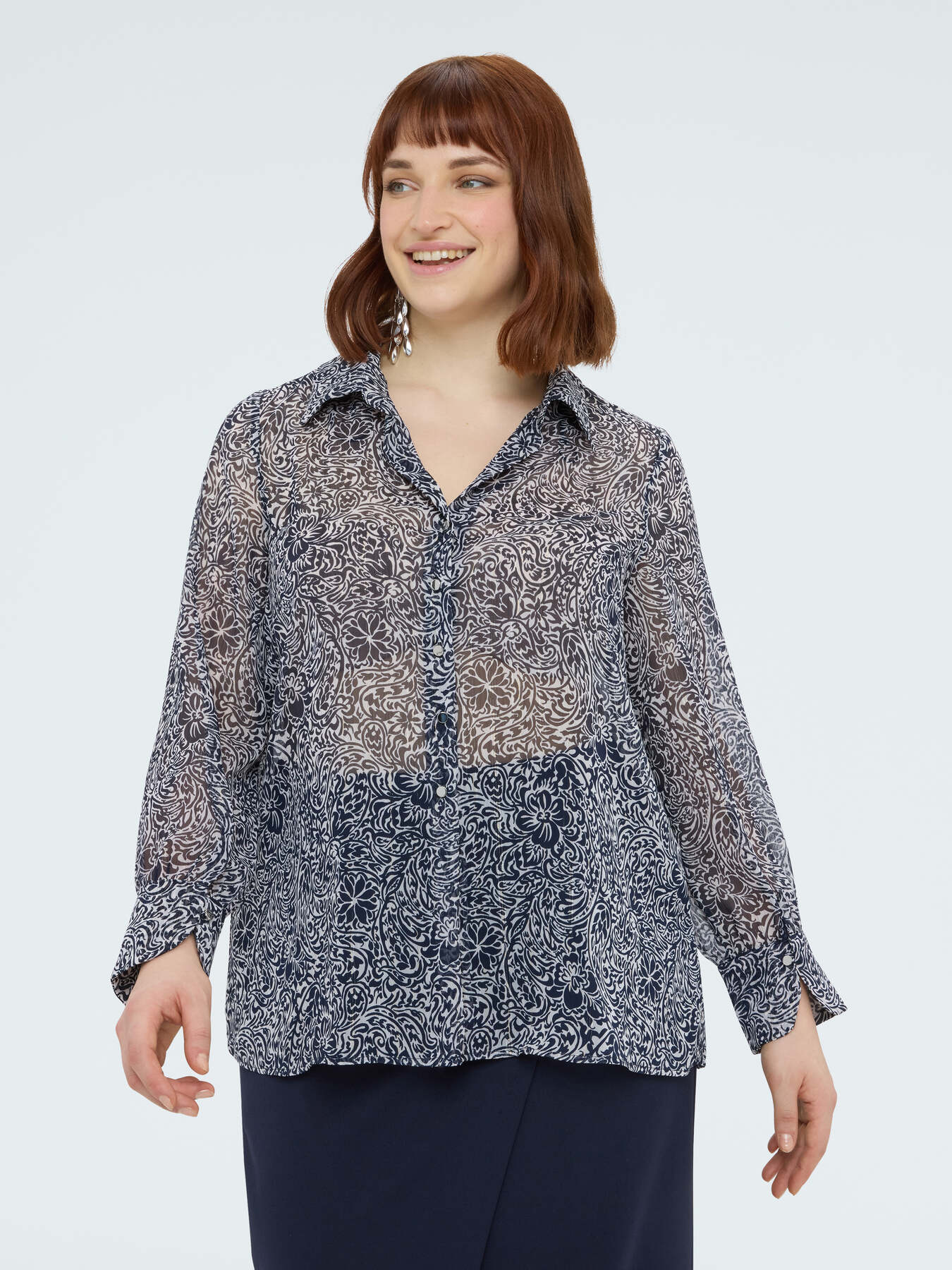 Crepe shirt with floral print image number 0