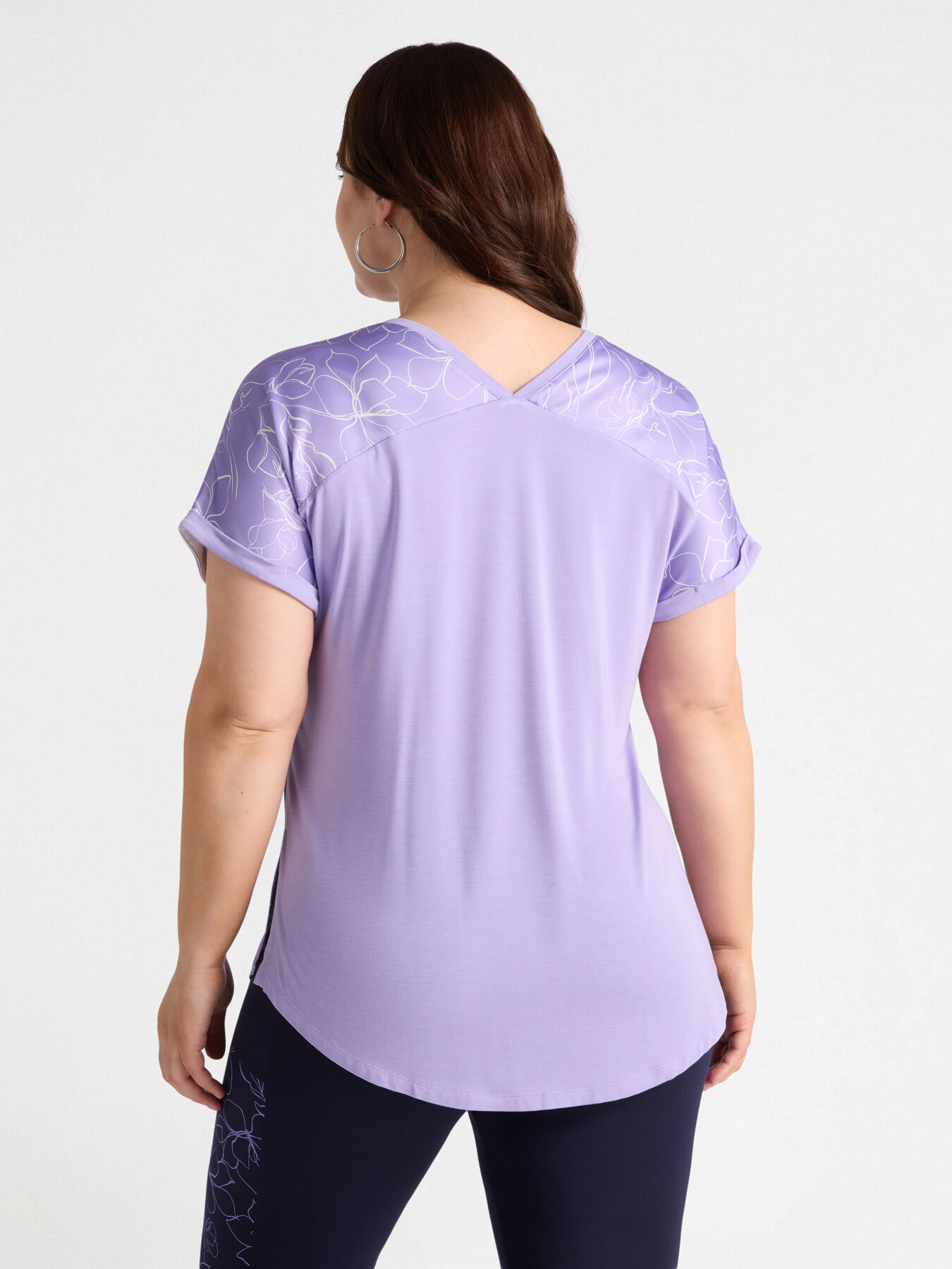 Camiseta floral con viscosa LENZING&trade; ECOVERO&trade; image number 1