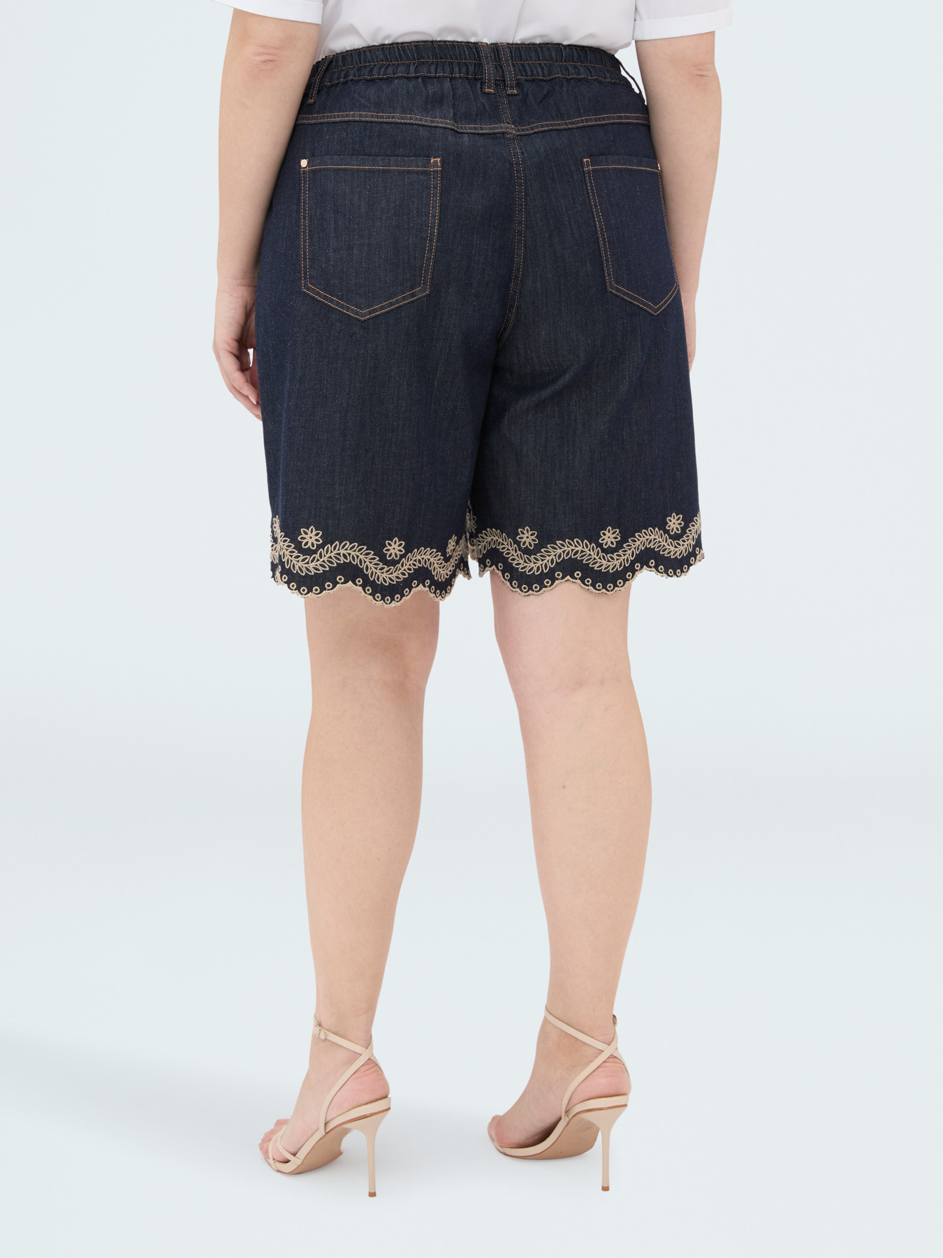 Bermuda jeans with sangallo embroidery image number 1