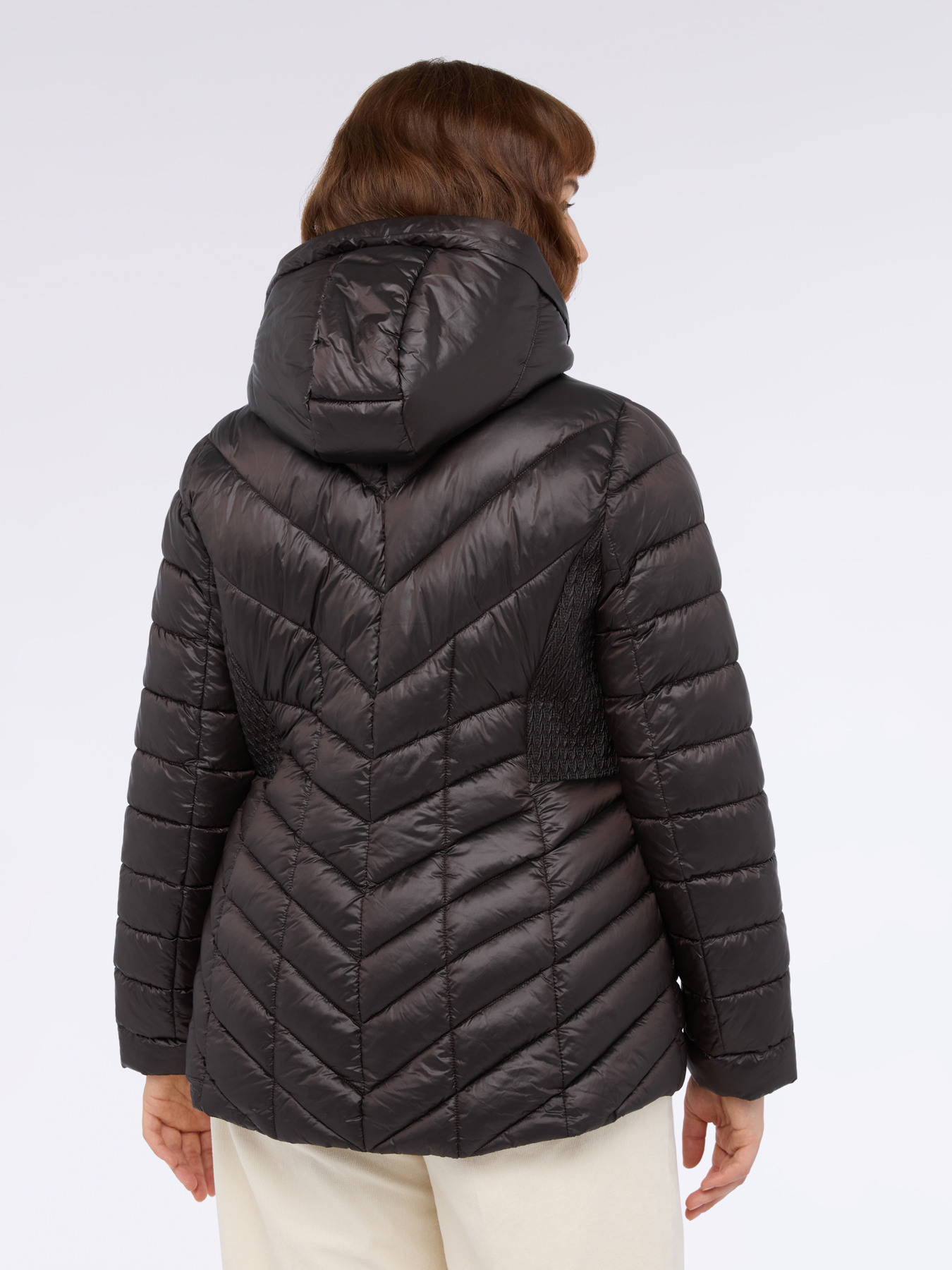 Quilted down jacket with hood image number 5
