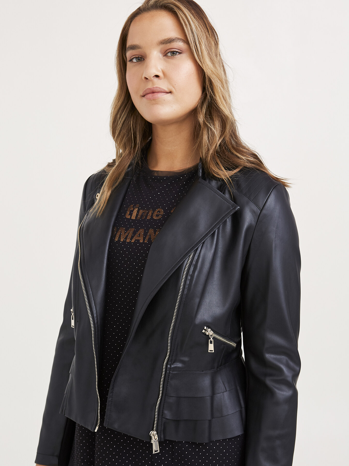 Blouson en similicuir image number 2