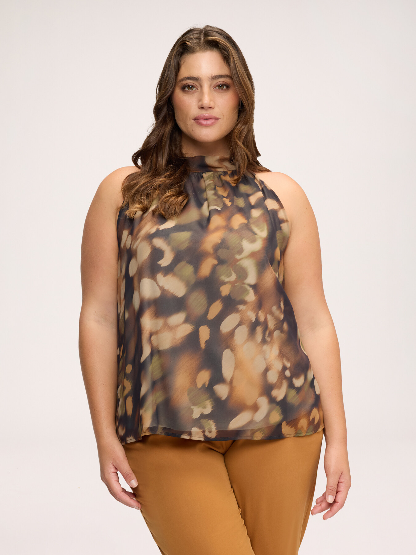 Blusa con stampa all over collo coreano image number 0