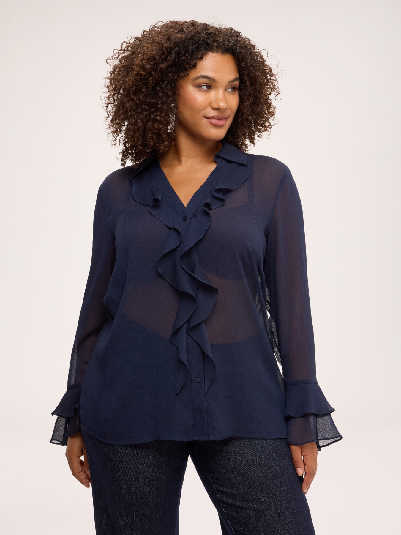 Cr&ecirc;pe blouse with ruffle image number 0