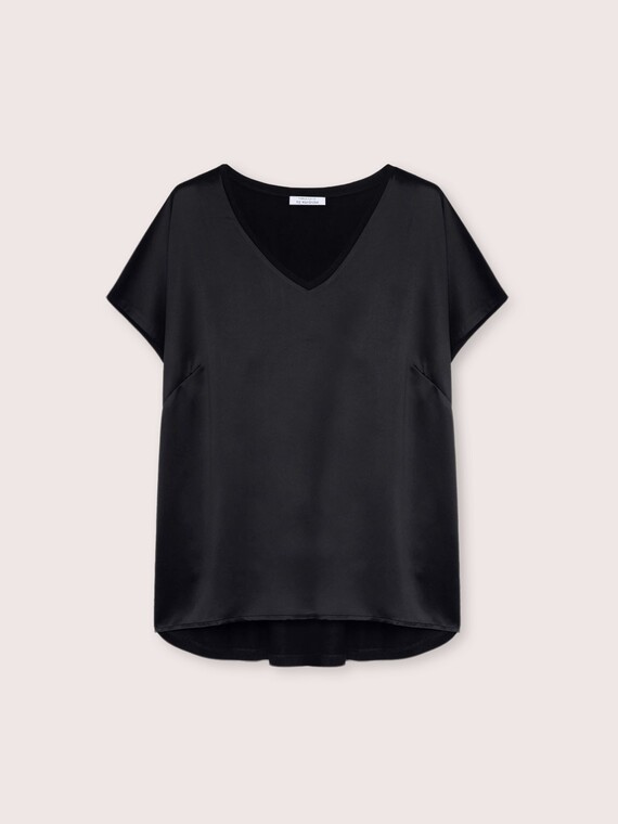 Two-material V-neck T-shirt