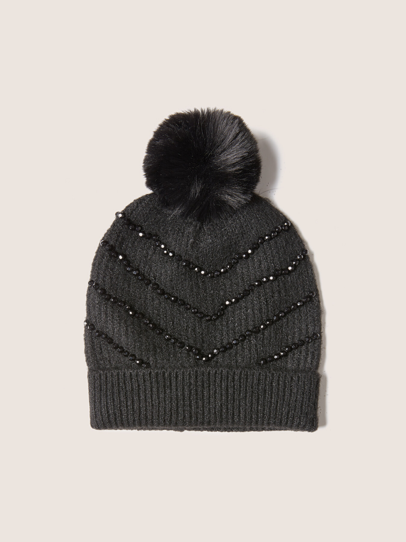 Beanie with embroidery and pom-pom image number 0