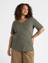 Embroidered T-shirt image number 3