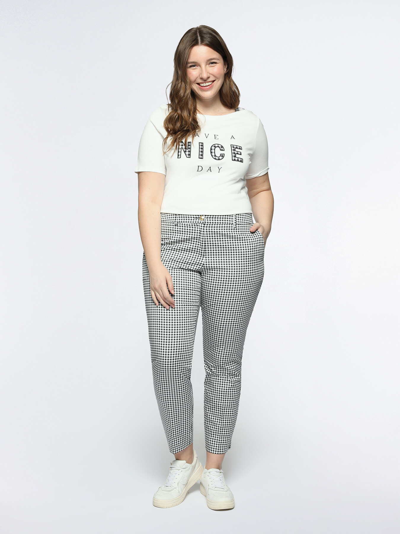 Pantalones de cuadros Vichy image number 3