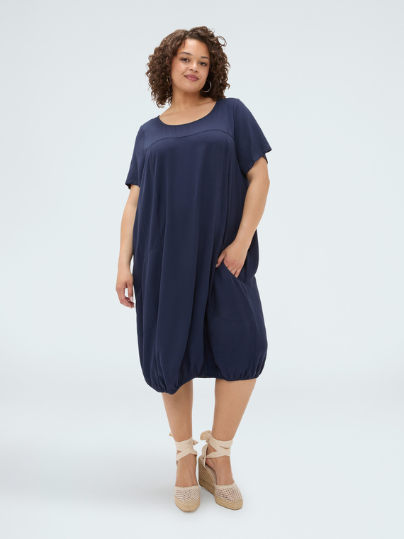 Egg-shaped dress