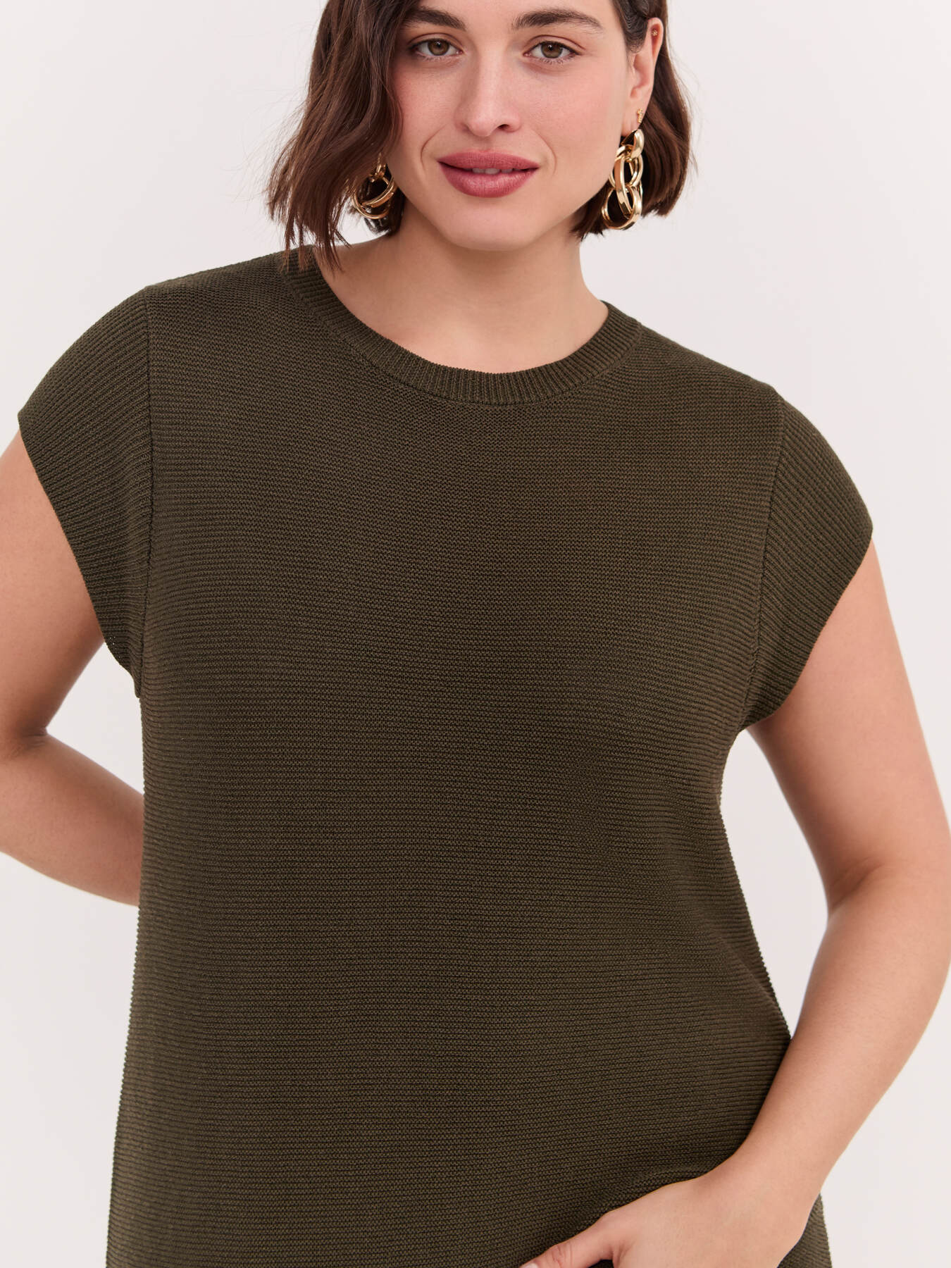 Long knit dress with flounce image number 4