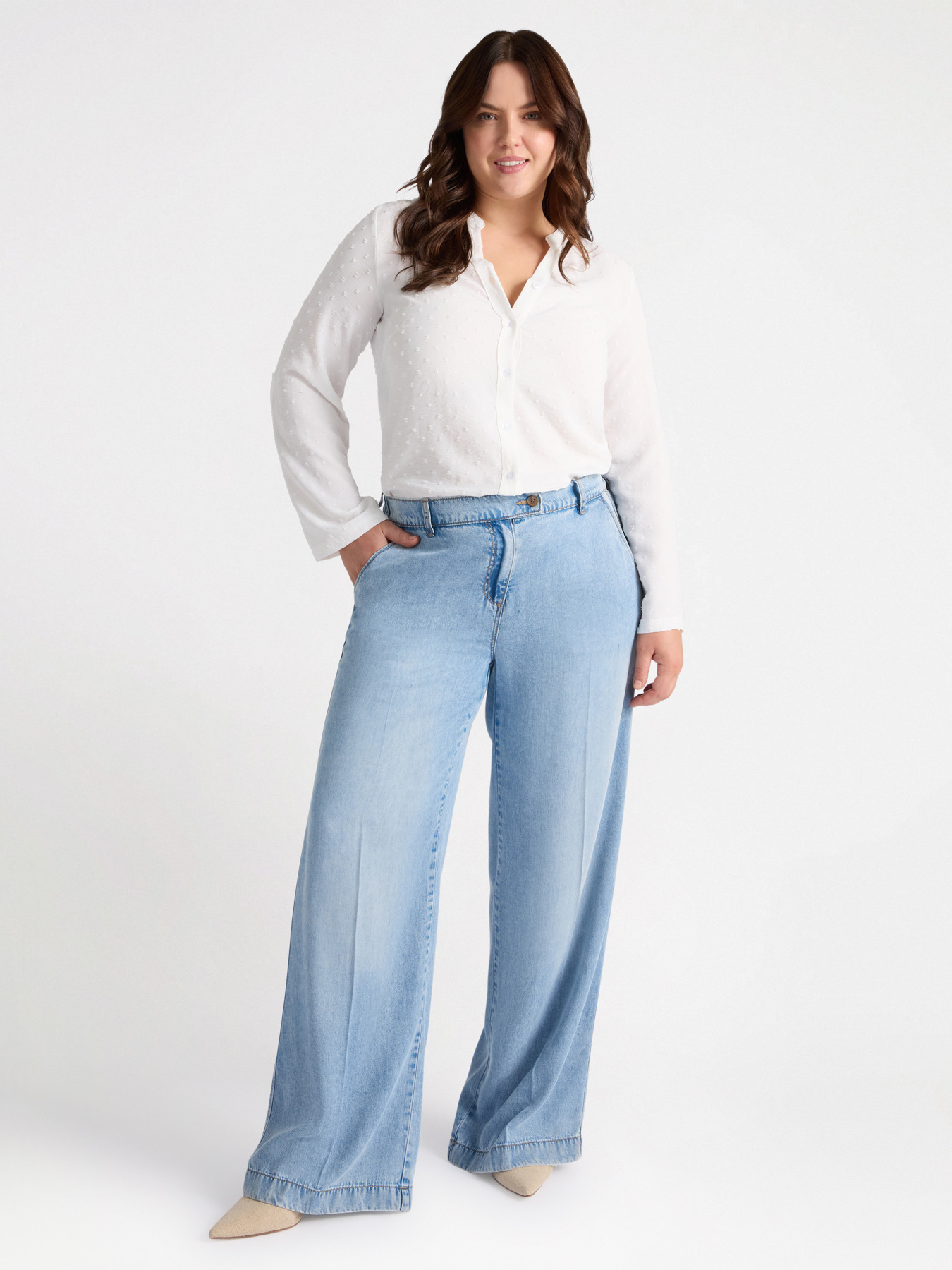 Hemdbluse mit V-Ausschnitt image number 2