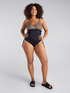 Maillot de bain une pi&egrave;ce gainant le ventre &agrave; pois image number 4