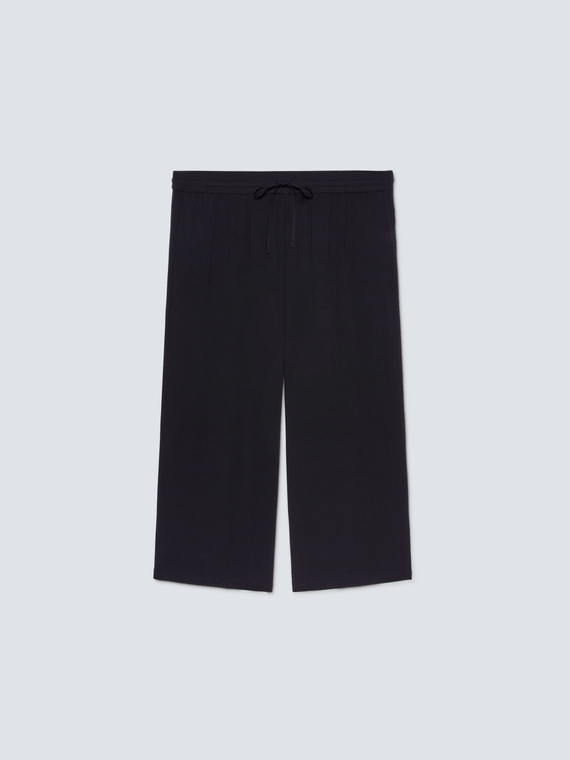 Cropped crepon trousers