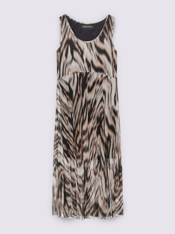 Robe longue &eacute;vas&eacute;e en tulle imprim&eacute;