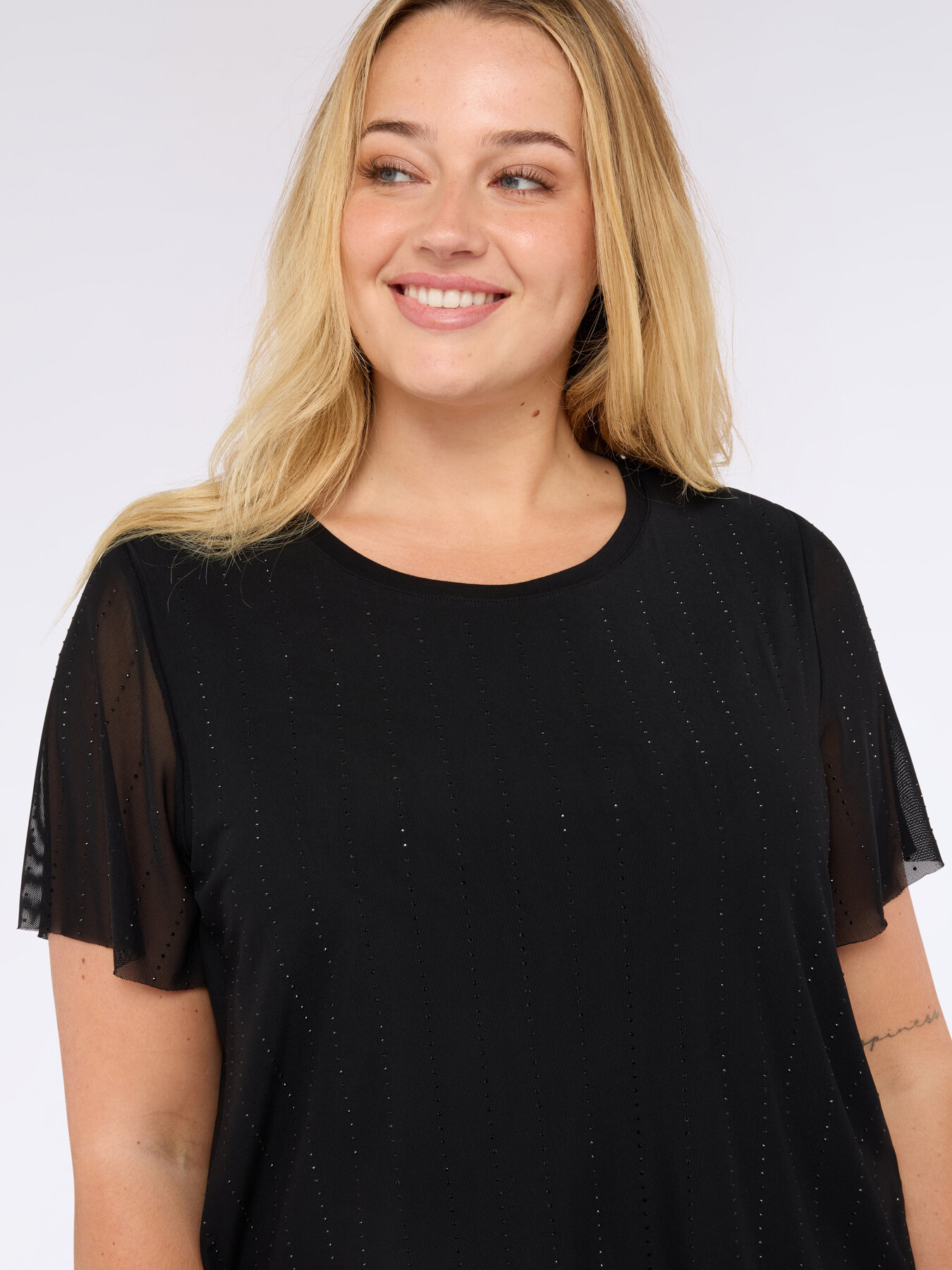 Jersey T-shirt with tulle and sequins image number 3