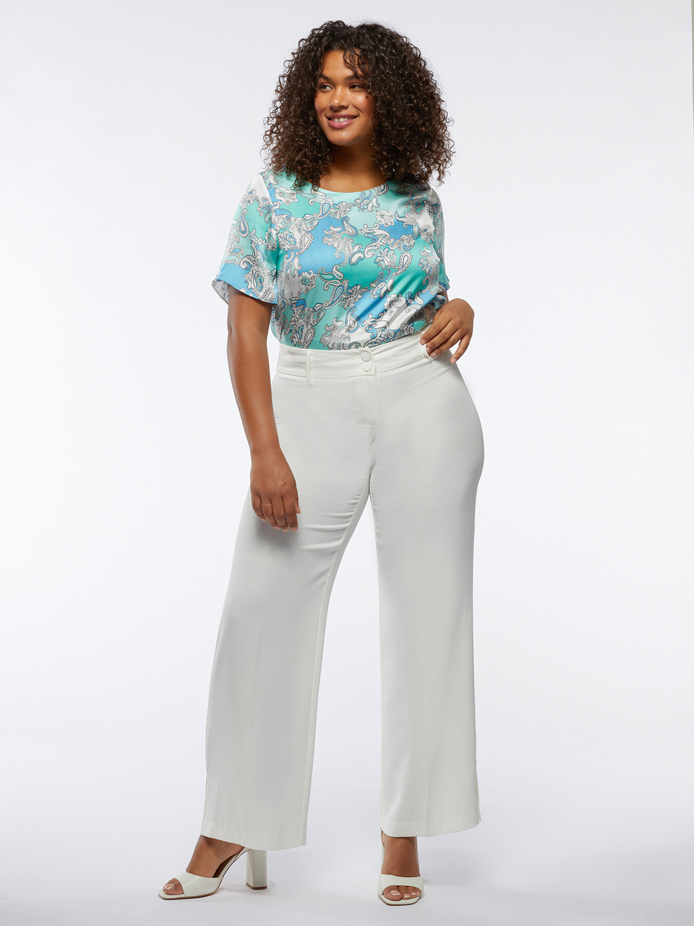 Pantalones rectos en tela fluida image number 2