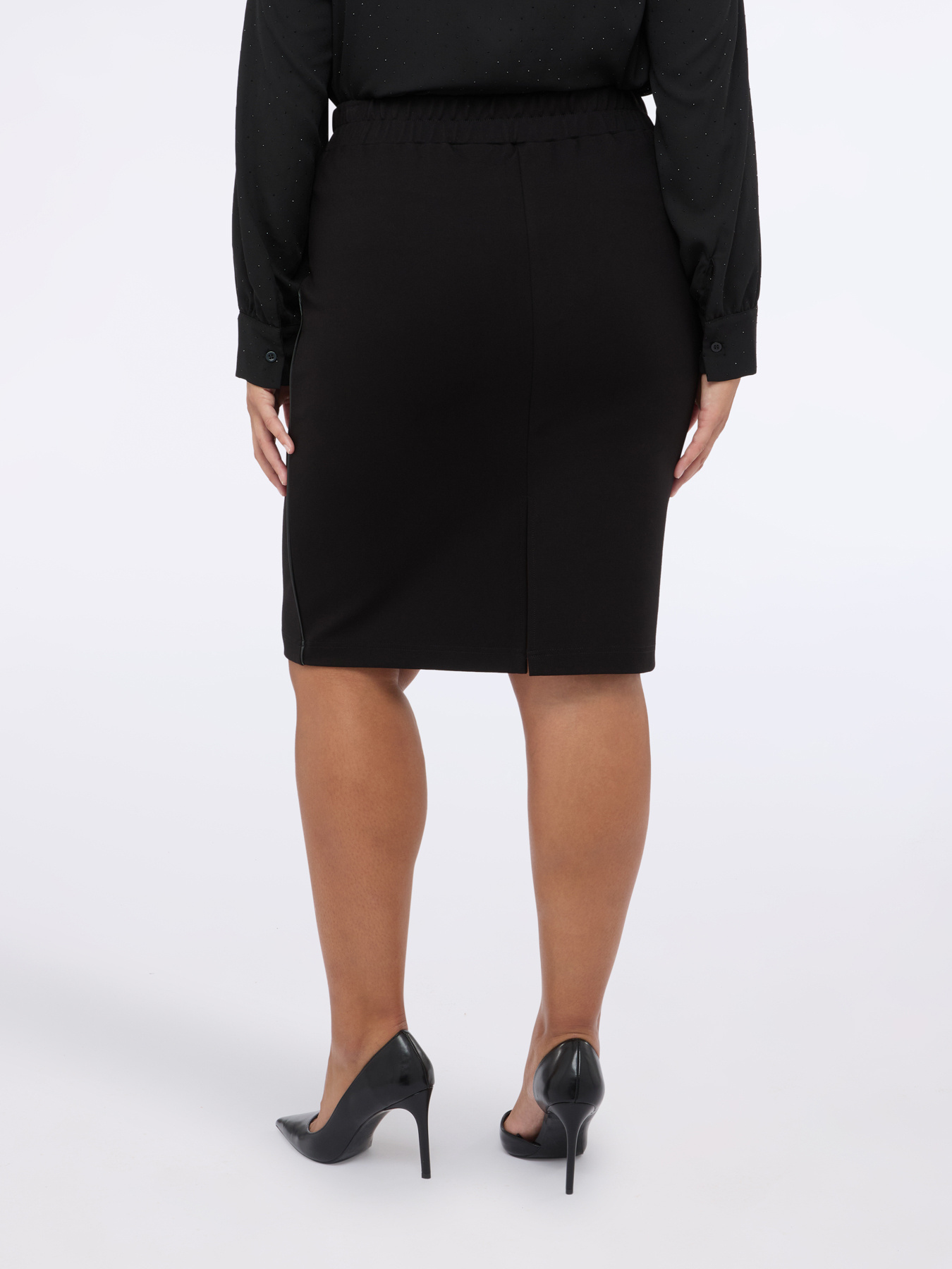 Pencil skirt in Milano stitch image number 1