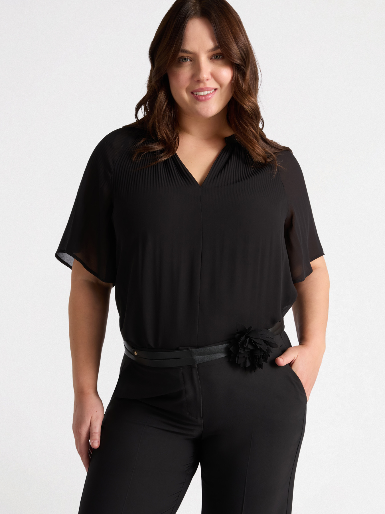 Belt with fabric flower image number 0