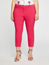 Pantaloni modello Capri image number 2