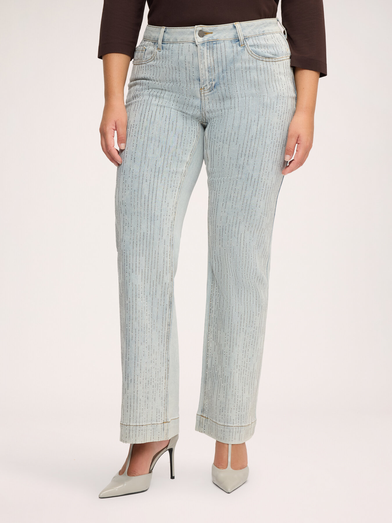 Light wash flared jeans with rhinestones image number 0