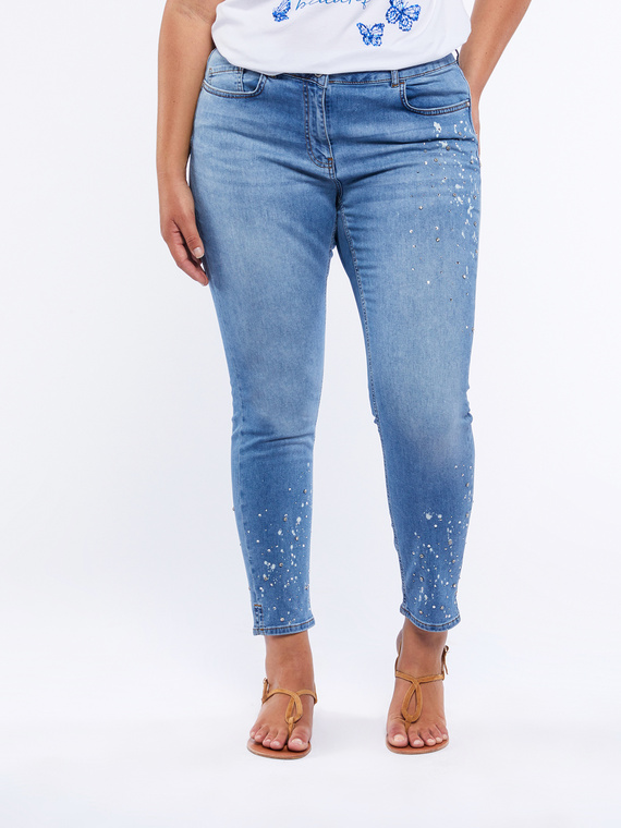 Skinny-Jeans mit Strass und Pinselstrich-Print