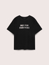 Oversized T-shirt with print and appliqu&eacute;s image number 4