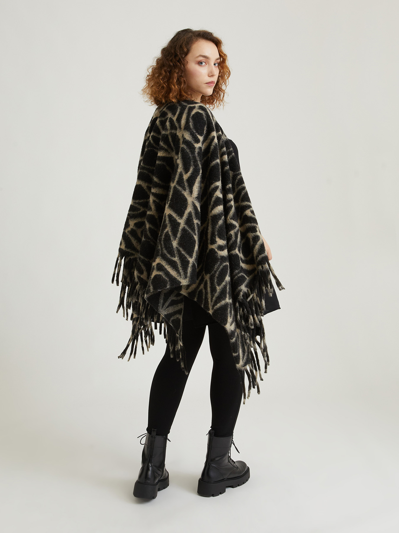 Capa de tejido estampado image number 1