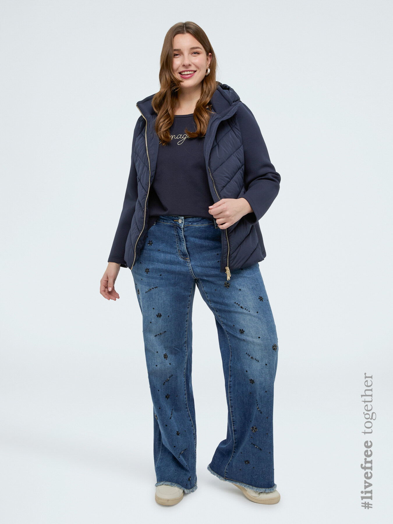 Two-tone puffer jacket with removable hood image number 0