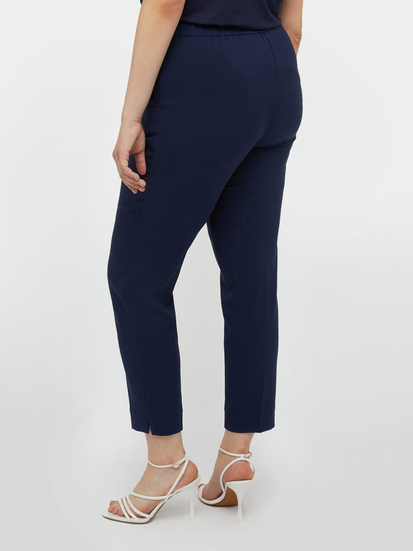 Pantaloni dritti image number 1