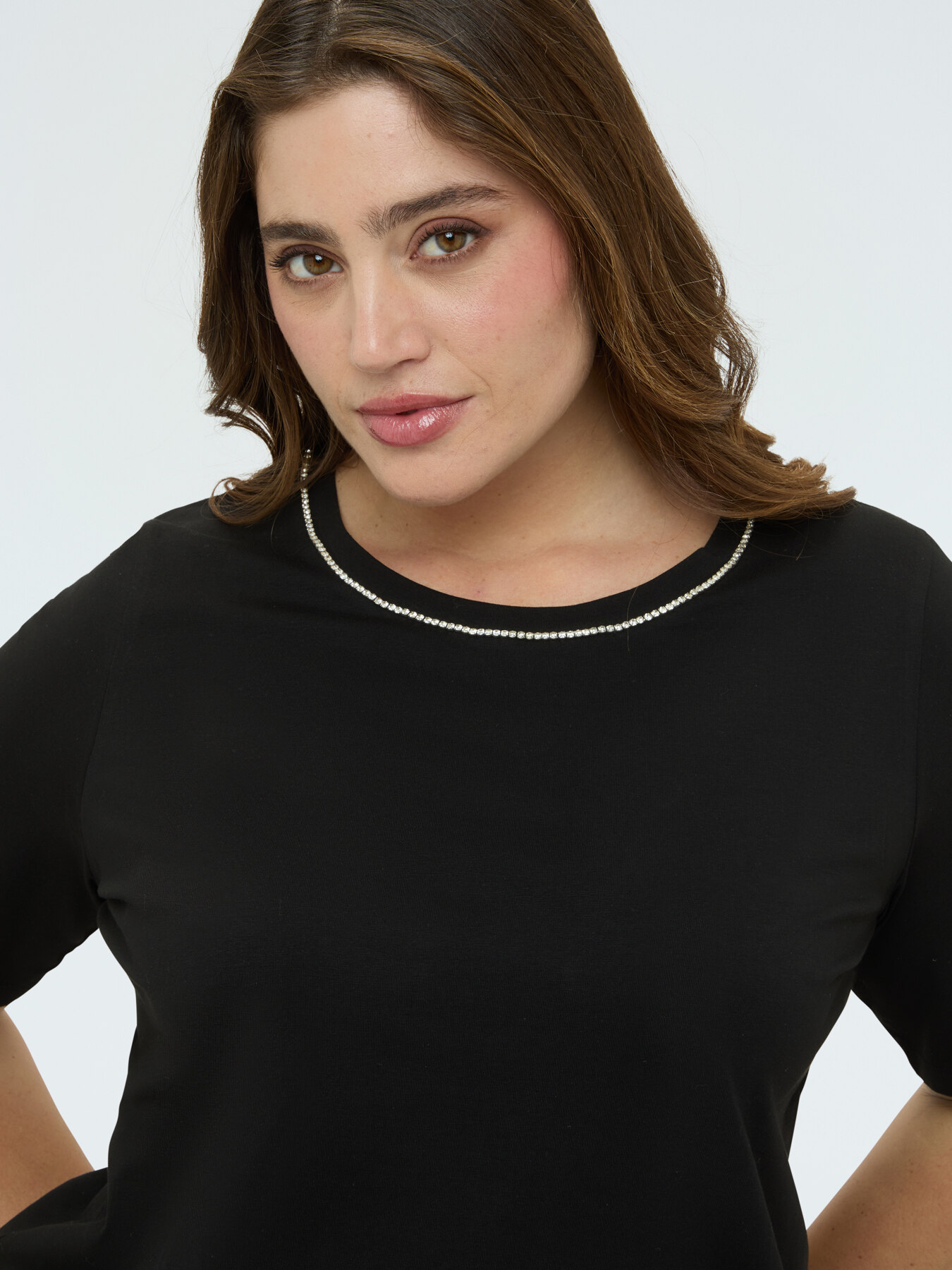 Cotton t-shirt with luminous appliqu&eacute;s image number 3