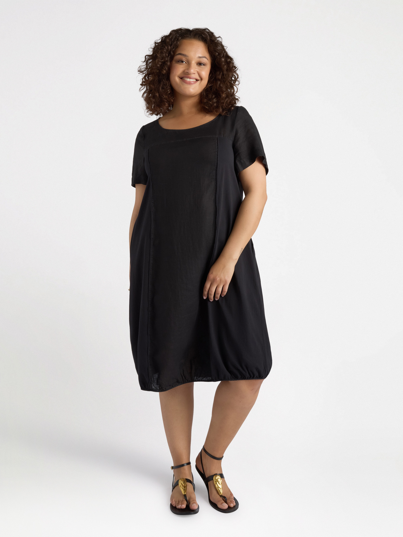 Kleid aus Leinen und Jersey image number 0