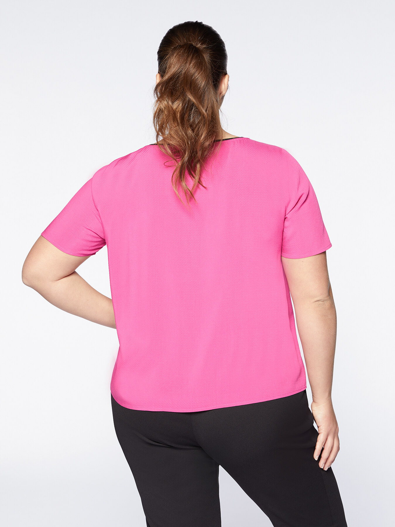 Blouse en tissu ouvrag&eacute;e en viscose ECOVERO&trade; image number 1