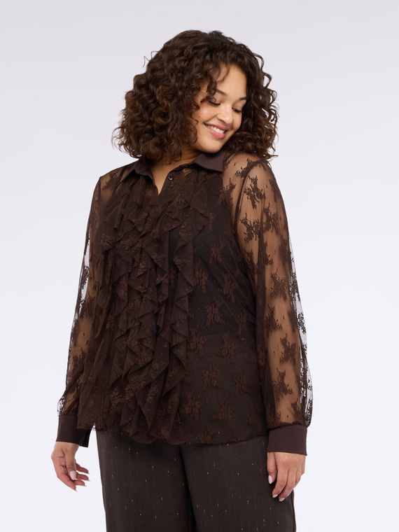 Camicia in pizzo con rouche sul davanti