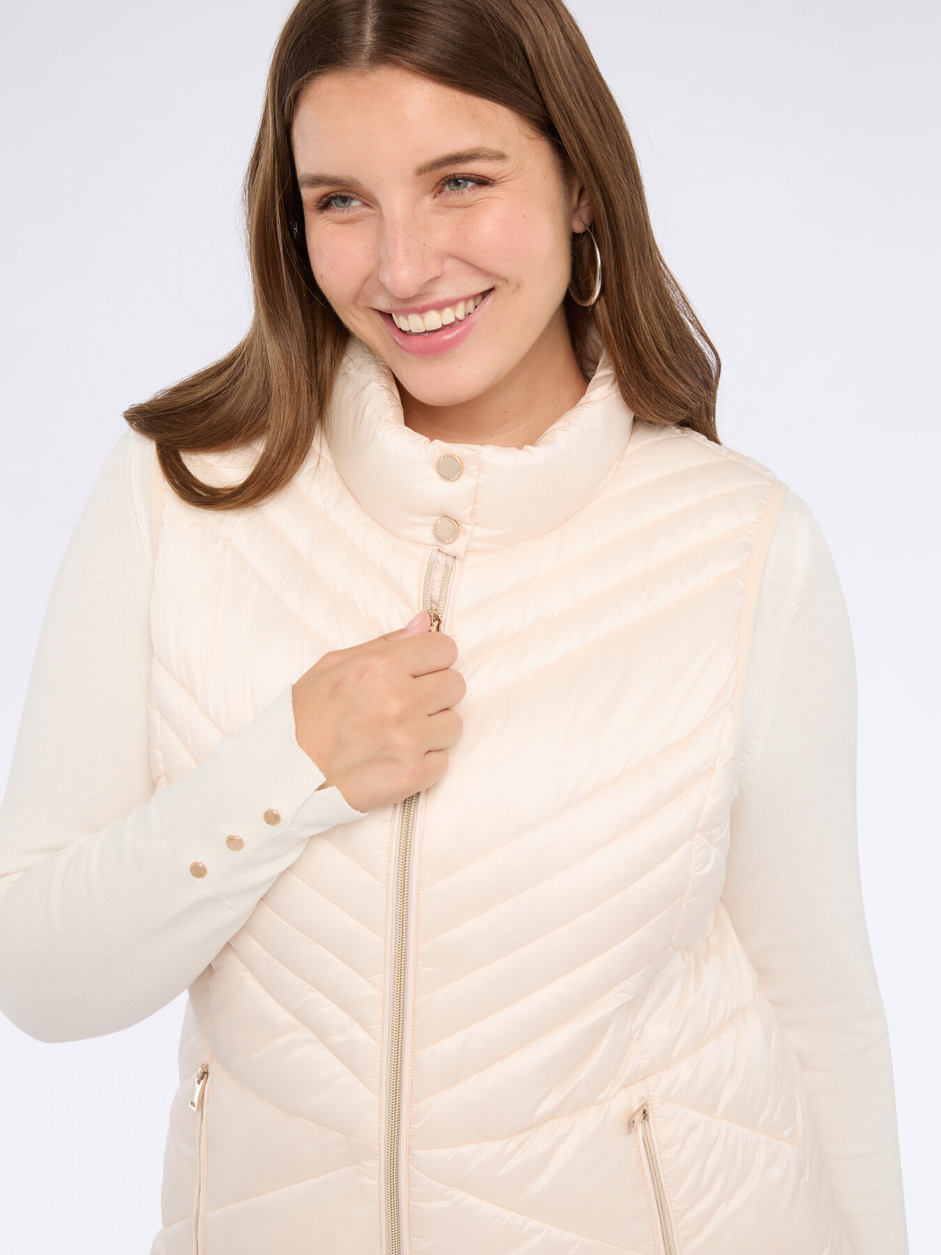 &Auml;rmellose Daunenjacke mit Kapuze und Sorona&reg; Aura-F&uuml;llung image number 4