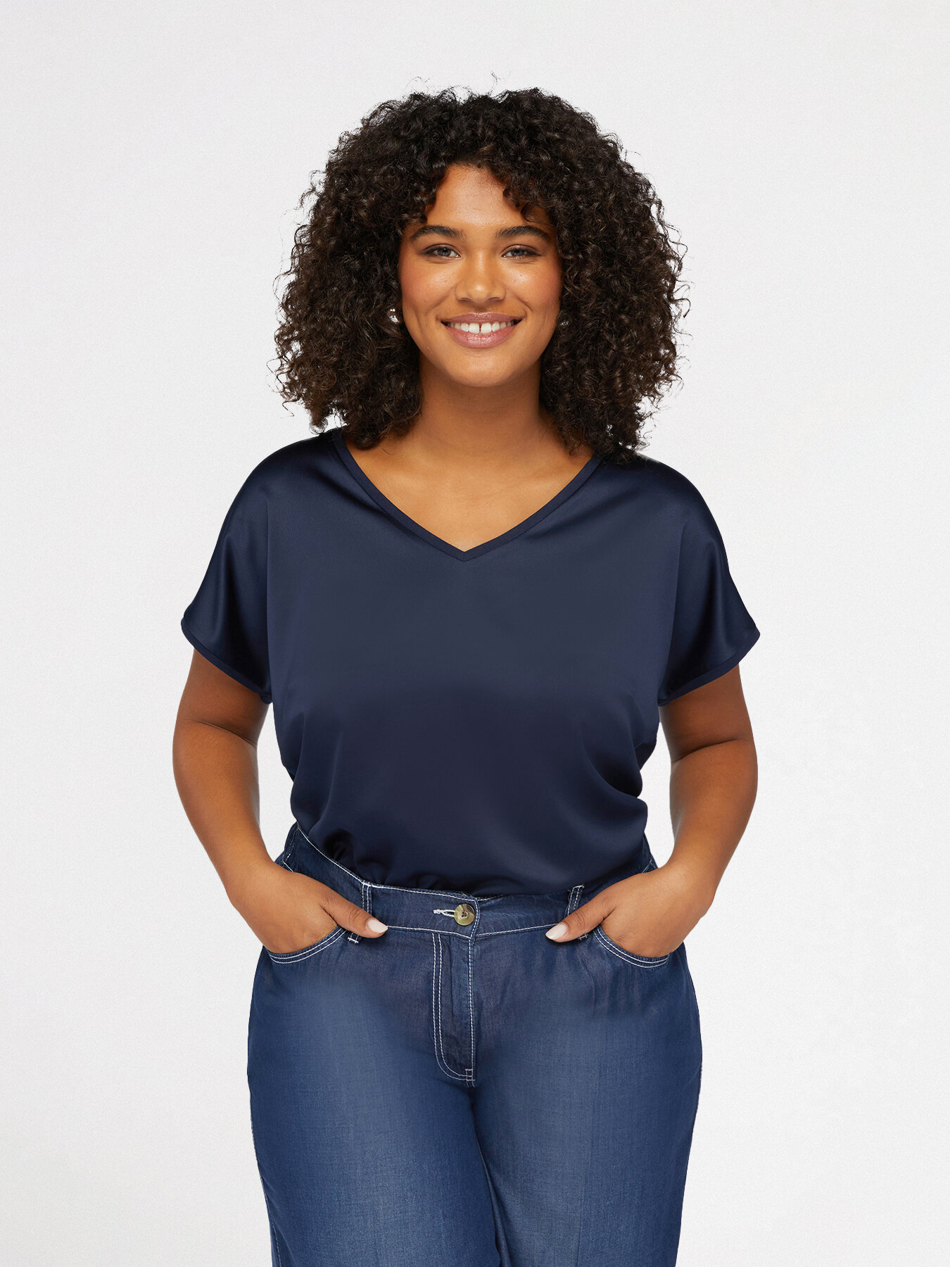 Satin and jersey T-shirt image number 0