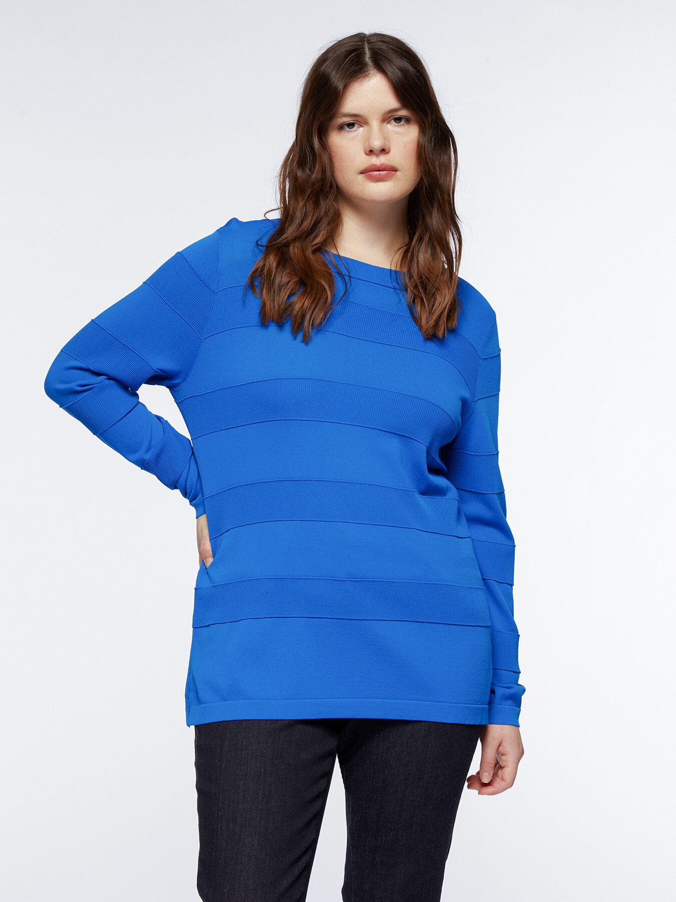 Gestreifter Pullover mit Schn&uuml;rung auf der R&uuml;ckseite image number 0