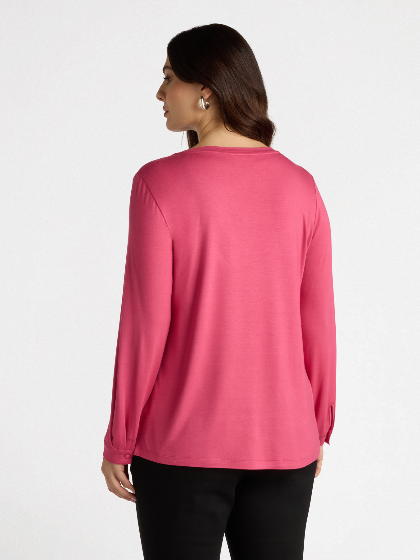 Long-sleeved dual fabric T-shirt image number 1