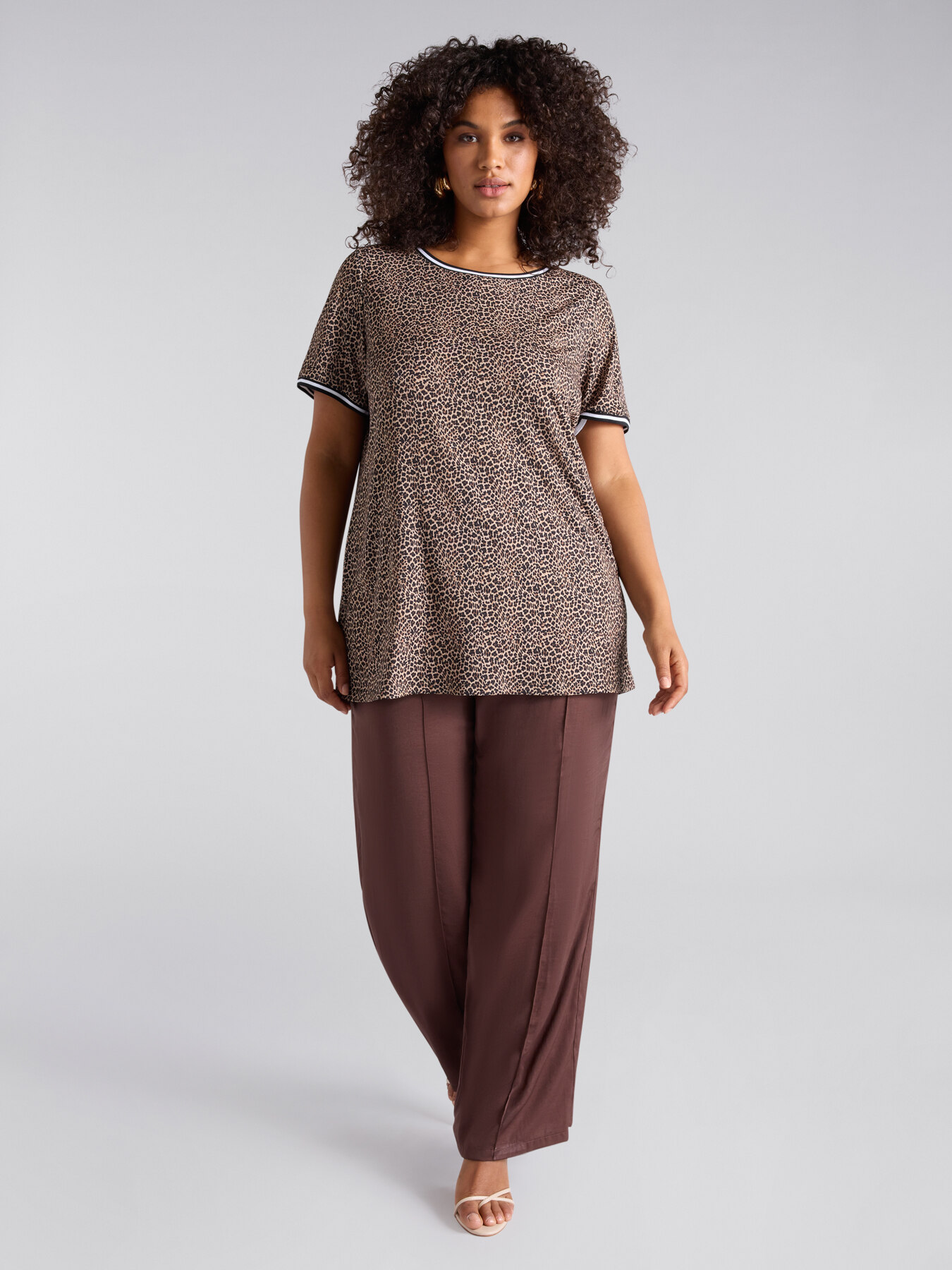 Maxi-T-Shirt mit Animaliermuster image number 1