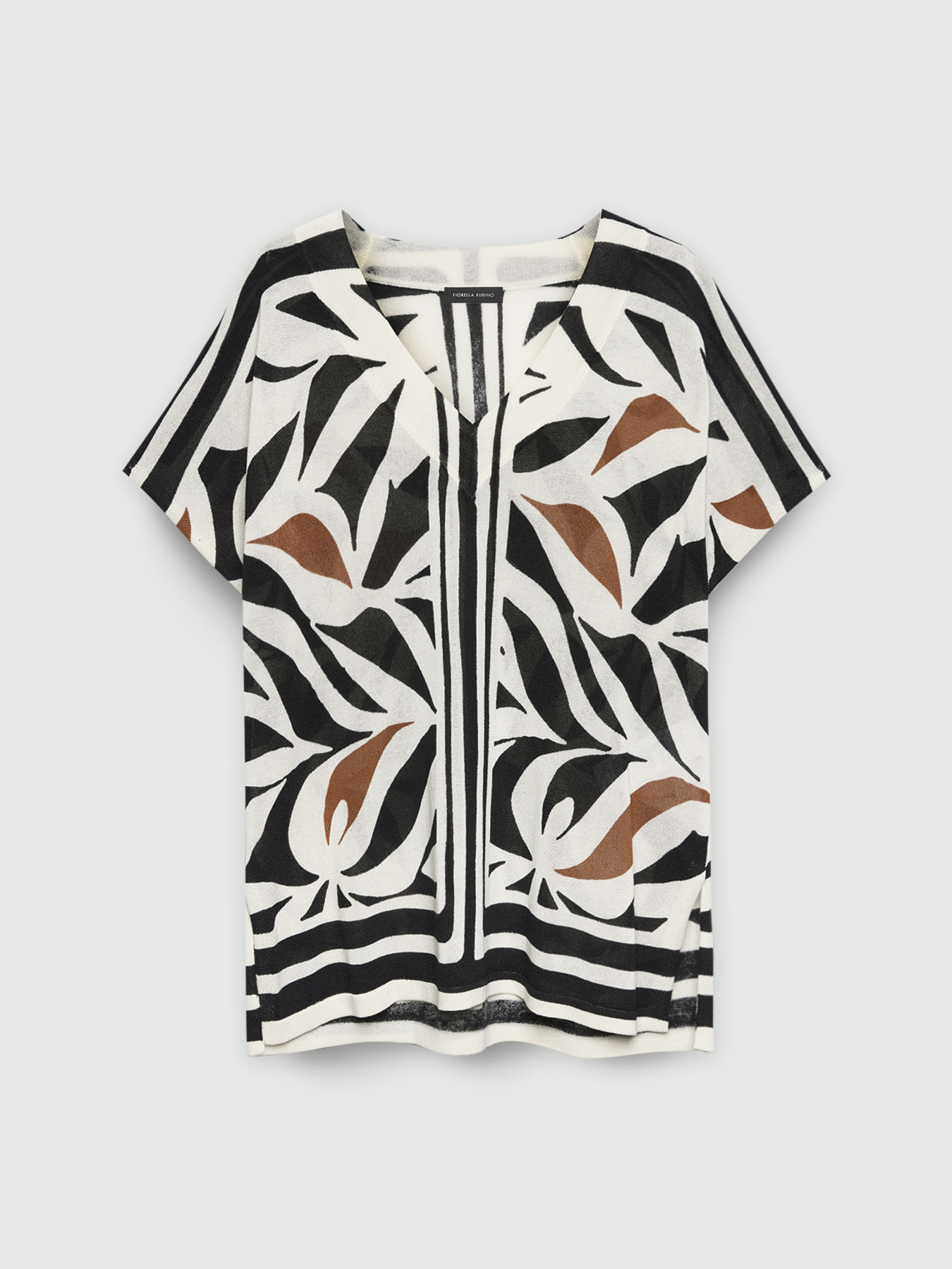 Sweater with ethnic print image number 4