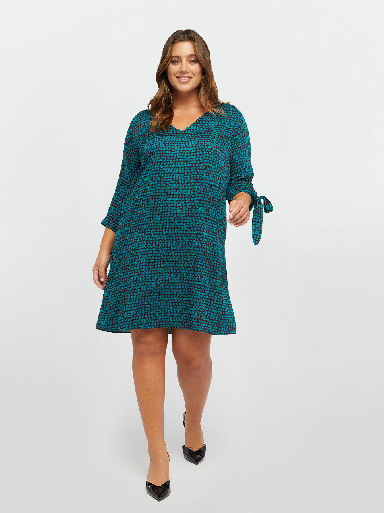 Printed dress with bows image number 0