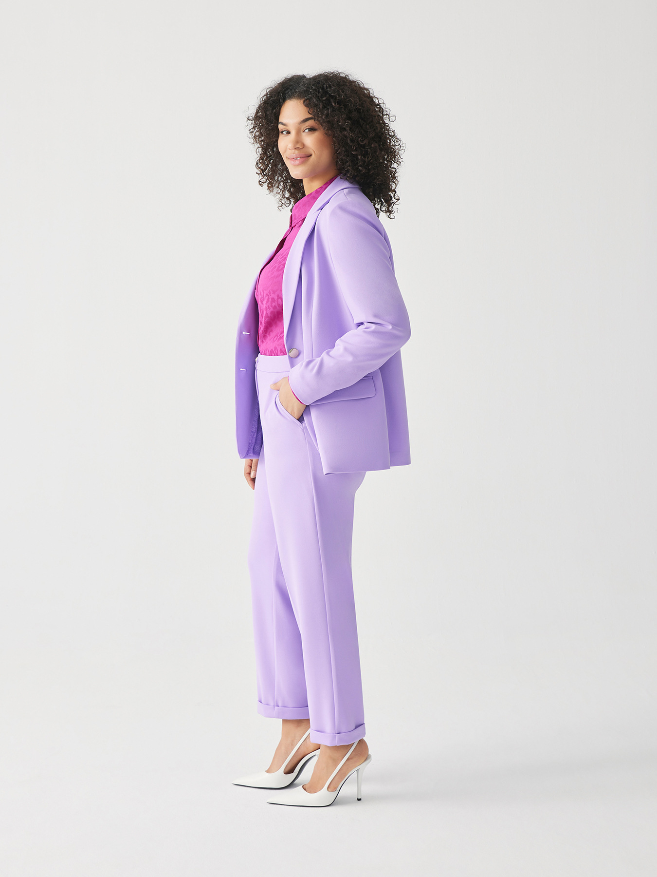 Crepe scuba fabric carrot fit trousers image number 0