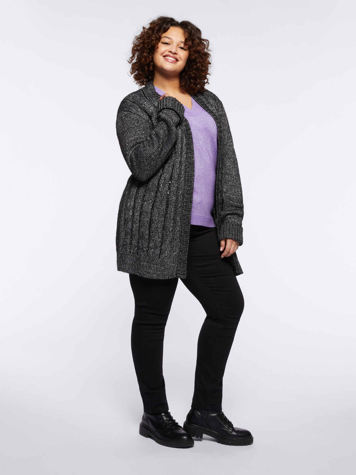 C&aacute;rdigan largo de l&uacute;rex con bordado image number 2