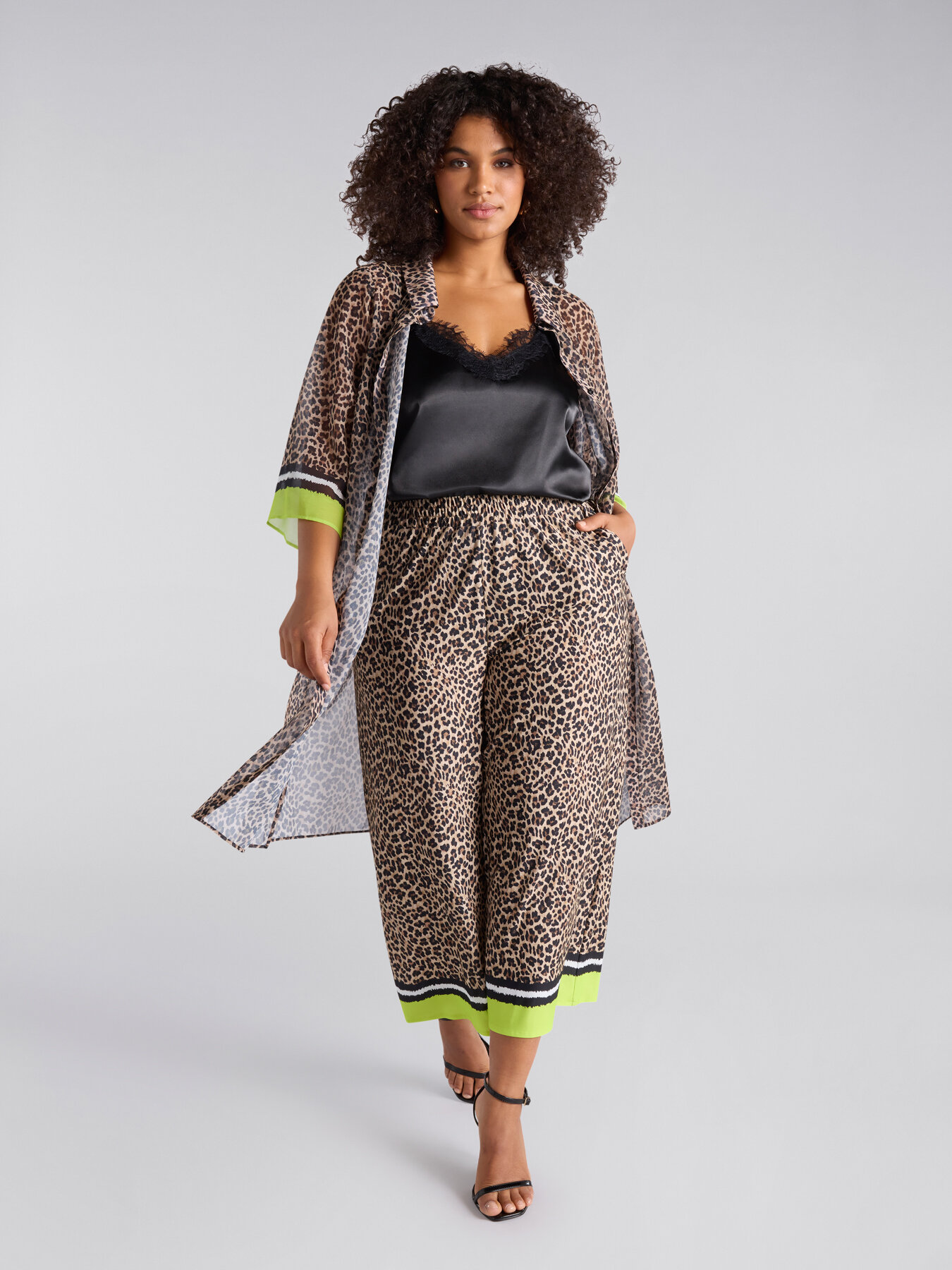 Top aus Satin mit Spitze image number 1