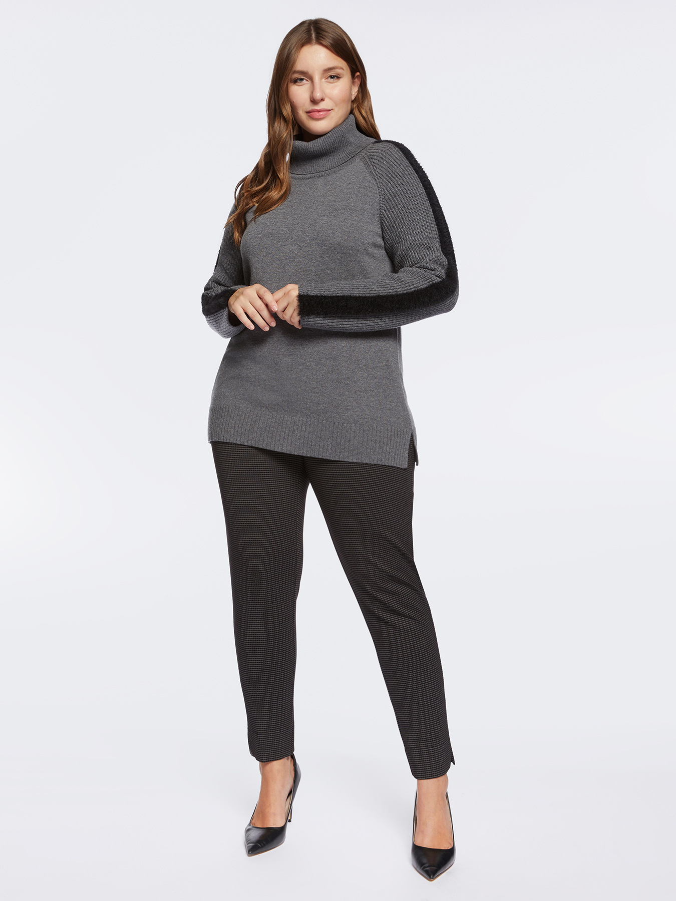 Pull à col large avec bords noirs image number 2