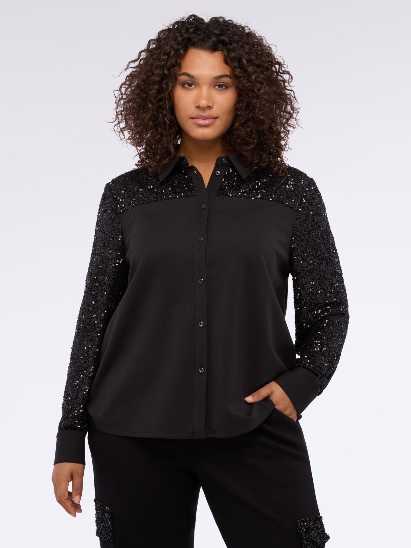 Camicia in felpa con paillettes image number 2