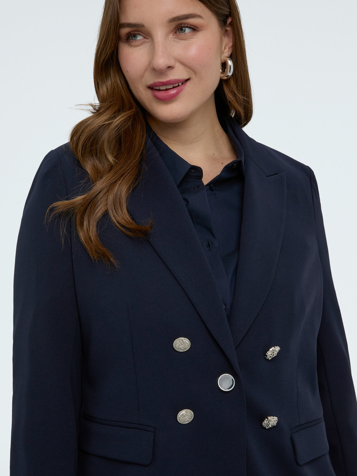 Blazer effet double boutonnage en tissu stretch image number 3