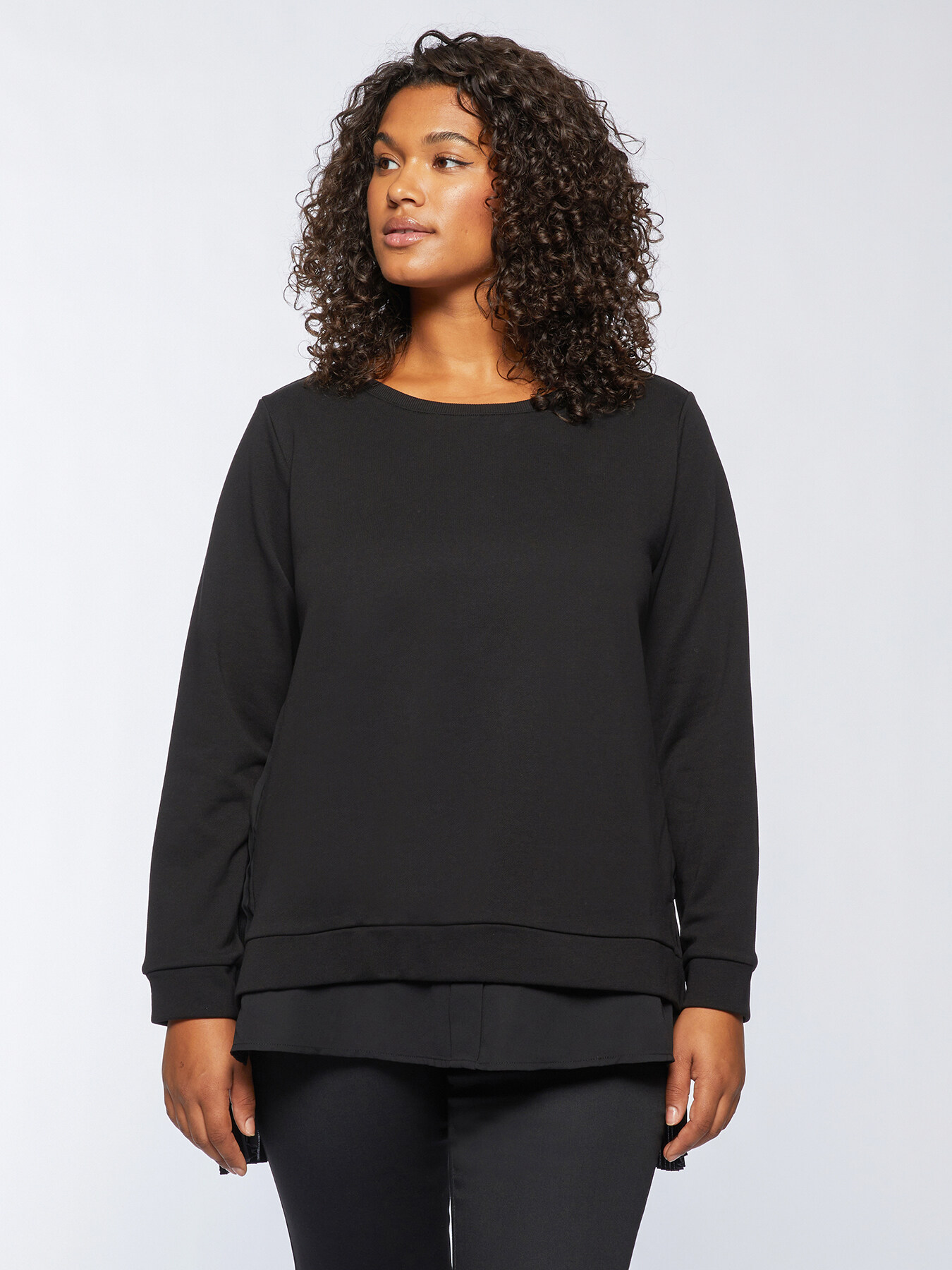 Sweatshirt with pleated insert at the back image number 0
