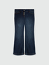 Jeans flare con bottoni image number 4
