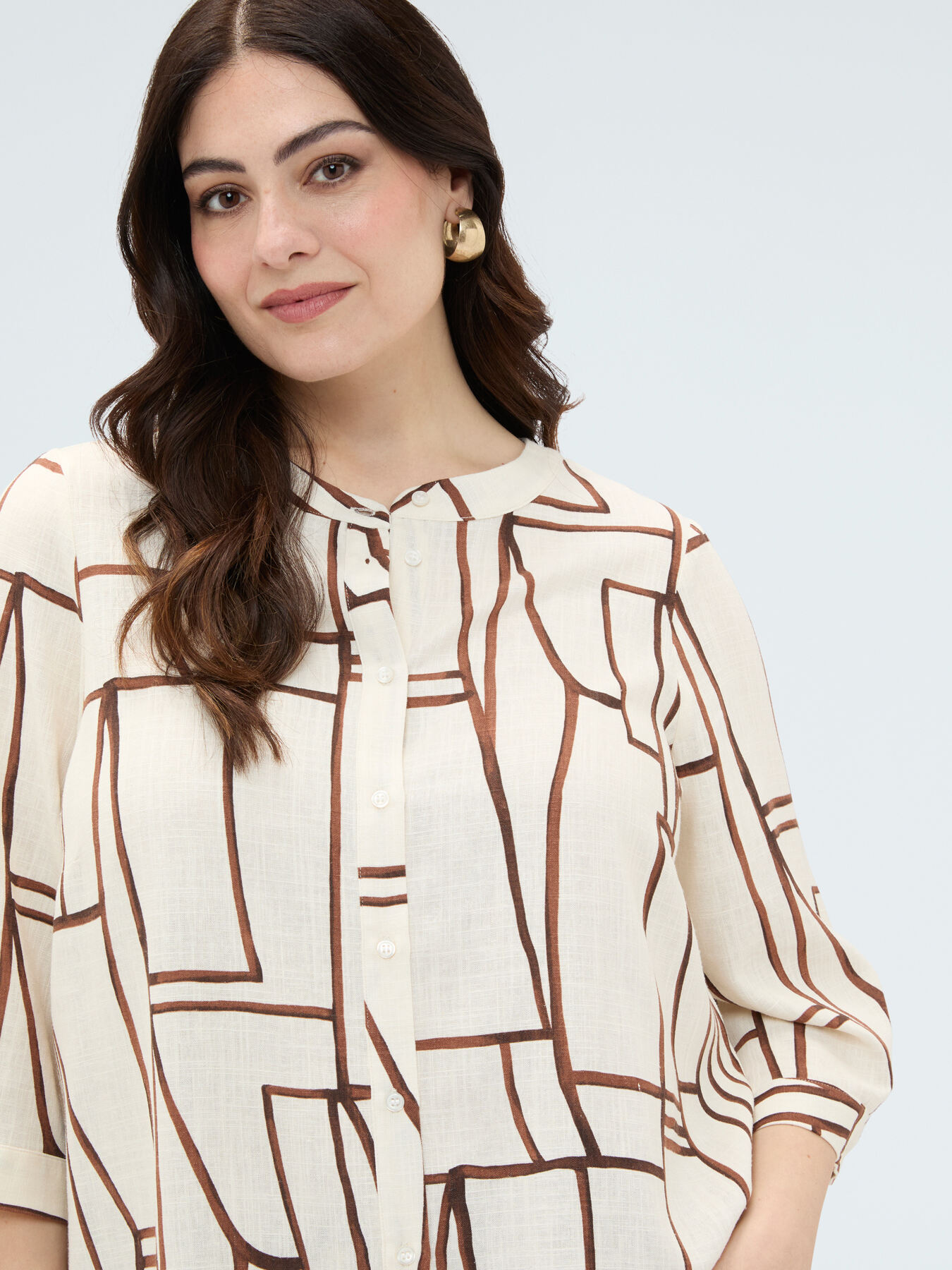 Blouse imprim&eacute; g&eacute;om&eacute;trique en viscose image number 2