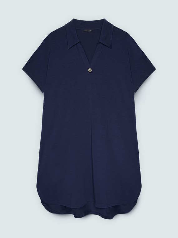 Vestito con colletto polo e bottone gioiello