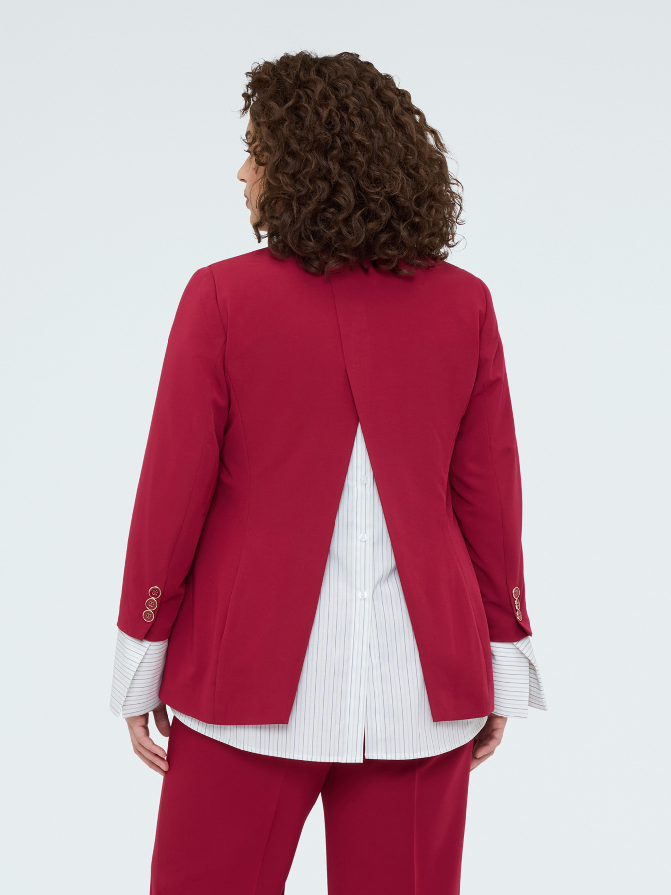 Blazer with detachable shirt-effect cuff image number 2